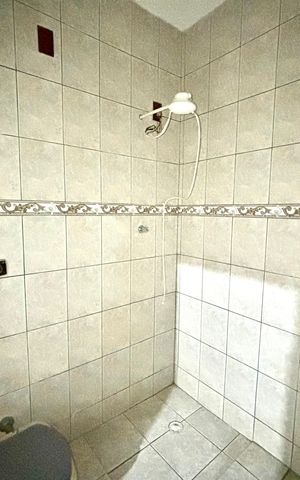 Casa para alugar com 40m², 1 quarto e sem vaga Casa para alugar com 40m², 1 quarto e sem vagaBanheiro