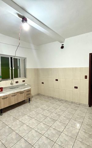 Casa para alugar com 40m², 1 quarto e sem vaga Casa para alugar com 40m², 1 quarto e sem vagaSala/Cozinha