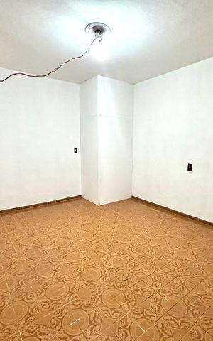 Casa para alugar com 40m², 1 quarto e sem vaga Casa para alugar com 40m², 1 quarto e sem vagaQuarto 1