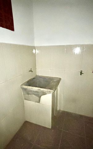 Casa para alugar com 40m², 1 quarto e sem vaga Casa para alugar com 40m², 1 quarto e sem vagaBanheiro
