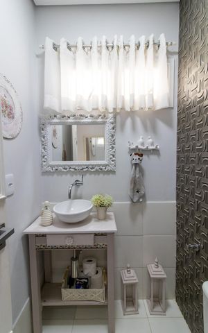 Casa de condomínio para alugar com 220m², 4 quartos e 4 vagas
