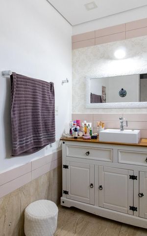 Casa de condomínio para alugar com 220m², 4 quartos e 4 vagas