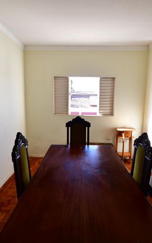 Casa para alugar com 194m², 3 quartos e 2 vagasQuarto 1