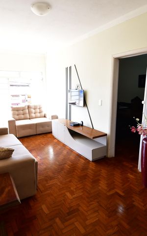 Casa para alugar com 194m², 3 quartos e 2 vagasSala