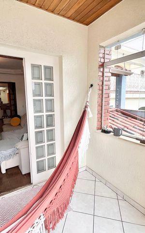 Casa à venda com 250m², 3 quartos e 2 vagas Casa à venda com 250m², 3 quartos e 2 vagasVaranda da Sala