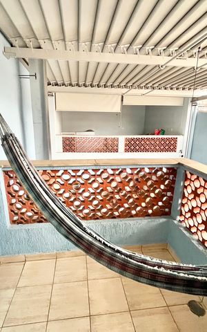 Casa à venda com 250m², 3 quartos e 2 vagas Casa à venda com 250m², 3 quartos e 2 vagasQuarto 3 Varanda