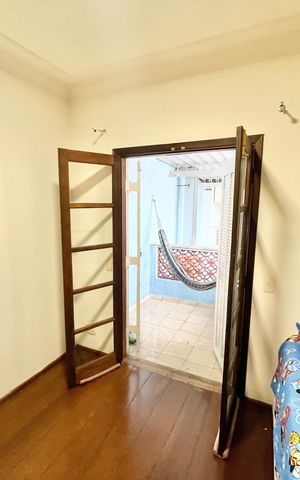 Casa à venda com 250m², 3 quartos e 2 vagas Casa à venda com 250m², 3 quartos e 2 vagasQuarto 3