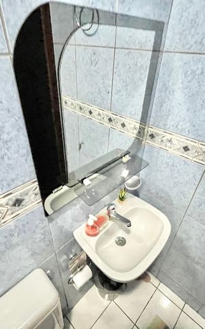 Casa à venda com 250m², 3 quartos e 2 vagas Casa à venda com 250m², 3 quartos e 2 vagasBanheiro de serviço