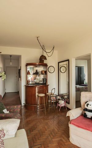 Apartamento à venda com 117m², 2 quartos e 1 vaga Apartamento à venda com 117m², 2 quartos e 1 vagaSala