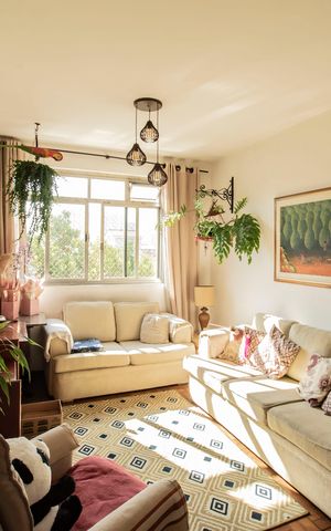 Apartamento à venda com 117m², 2 quartos e 1 vaga Apartamento à venda com 117m², 2 quartos e 1 vagaSala