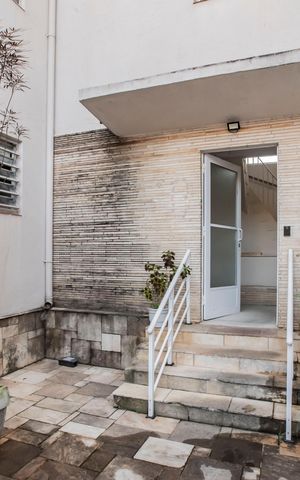 Apartamento à venda com 117m², 2 quartos e 1 vaga Apartamento à venda com 117m², 2 quartos e 1 vagaHall de entrada