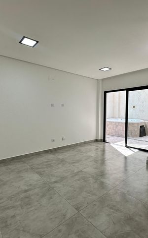 Casa de condomínio à venda com 178m², 3 quartos e 2 vagasSala