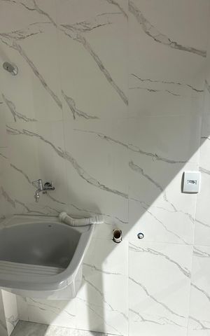 Casa de condomínio à venda com 178m², 3 quartos e 2 vagasÁrea de Serviço