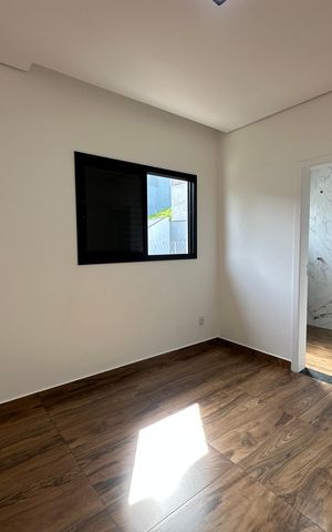 Casa de condomínio à venda com 178m², 3 quartos e 2 vagasSuíte 2