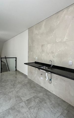 Casa de condomínio à venda com 178m², 3 quartos e 2 vagasChurrasqueira