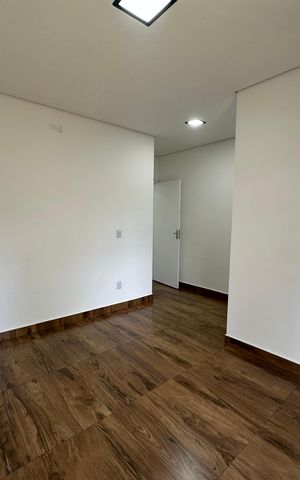 Casa de condomínio à venda com 178m², 3 quartos e 2 vagasSuíte 1