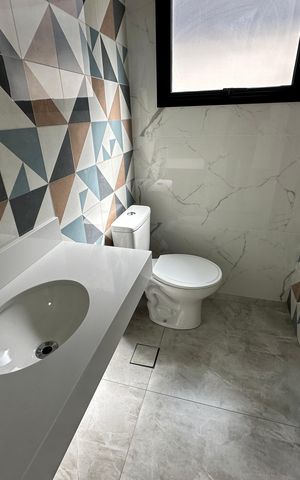 Casa de condomínio à venda com 178m², 3 quartos e 2 vagasLavabo