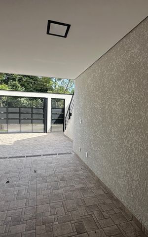 Casa de condomínio à venda com 178m², 3 quartos e 2 vagasGaragem