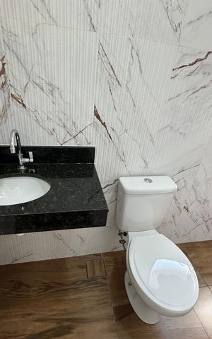 Casa de condomínio à venda com 178m², 3 quartos e 2 vagasBanheiro da Suíte 3