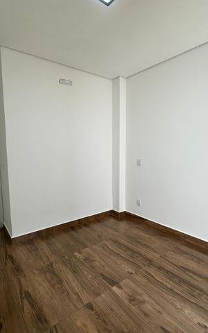 Casa de condomínio à venda com 178m², 3 quartos e 2 vagasSuíte 3