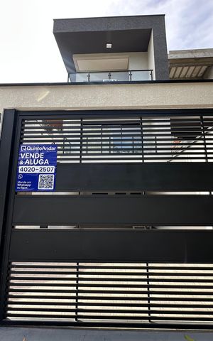 Casa de condomínio à venda com 178m², 3 quartos e 2 vagasFachada