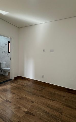 Casa de condomínio à venda com 178m², 3 quartos e 2 vagasSuíte 3