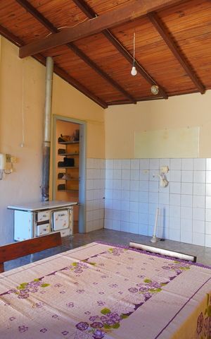 Casa para alugar com 154m², 2 quartos e 2 vagasCozinha