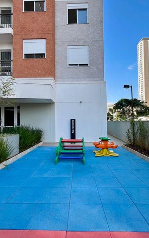 Apartamento à venda com 56m², 2 quartos e 1 vaga Apartamento à venda com 56m², 2 quartos e 1 vagaÁrea comum - Playground