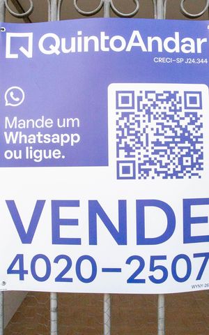 Casa à venda com 196m², 3 quartos e 2 vagasPlaca