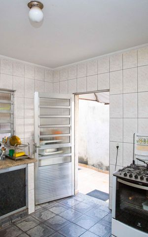 Casa à venda com 196m², 3 quartos e 2 vagasCozinha