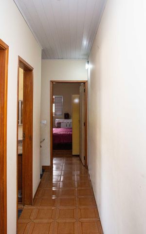 Casa à venda com 196m², 3 quartos e 2 vagasCorredor