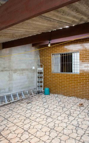 Casa à venda com 196m², 3 quartos e 2 vagasVaranda 
