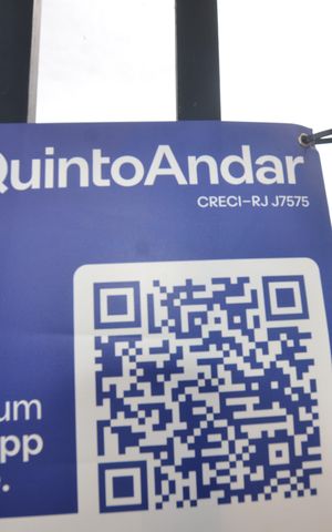 Apartamento para alugar com 65m², 2 quartos e 1 vagaPlaca instalada