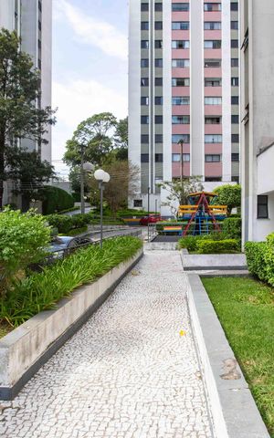 Apartamento à venda com 65m², 3 quartos e 1 vagaÁrea comum