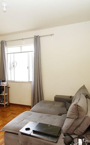 Apartamento à venda com 90m², 3 quartos e sem vagaSala