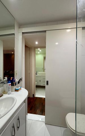 Apartamento à venda com 90m², 1 quarto e 1 vaga Apartamento à venda com 90m², 1 quarto e 1 vagaBanheiro social