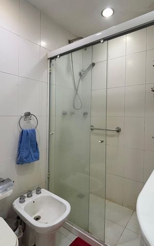 Apartamento à venda com 90m², 1 quarto e 1 vaga Apartamento à venda com 90m², 1 quarto e 1 vagaBanheiro social