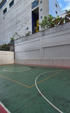 Apartamento à venda com 83m², 2 quartos e 1 vaga
