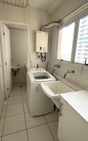 Apartamento à venda com 82m², 3 quartos e 2 vagas Apartamento à venda com 82m², 3 quartos e 2 vagasÁrea de Serviço