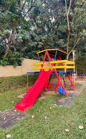 Casa para alugar com 110m², 2 quartos e 2 vagas Casa para alugar com 110m², 2 quartos e 2 vagasÁrea comum - Playground