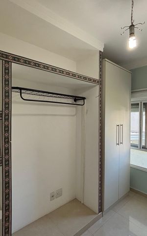 Casa para alugar com 110m², 2 quartos e 2 vagas Casa para alugar com 110m², 2 quartos e 2 vagasCloset da suíte 2