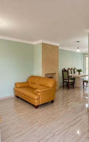 Casa para alugar com 110m², 2 quartos e 2 vagas Casa para alugar com 110m², 2 quartos e 2 vagasSala