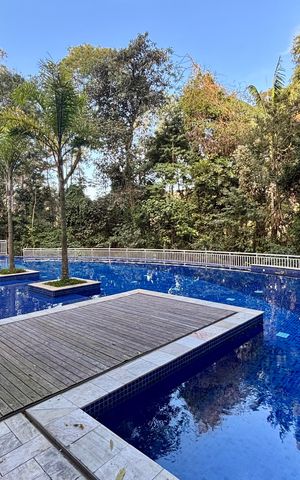 Casa para alugar com 110m², 2 quartos e 2 vagas Casa para alugar com 110m², 2 quartos e 2 vagasÁrea comum - Piscina
