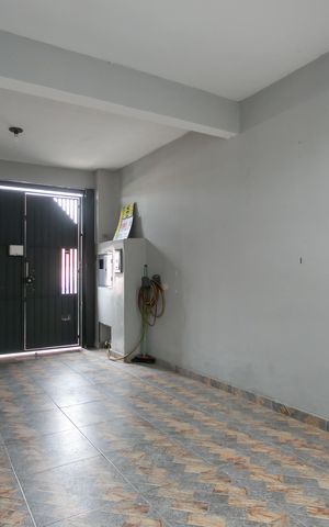 Casa à venda com 200m², 2 quartos e 1 vaga Casa à venda com 200m², 2 quartos e 1 vagaGaragem
