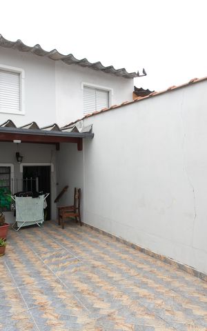 Casa à venda com 200m², 2 quartos e 1 vaga Casa à venda com 200m², 2 quartos e 1 vagaÁrea Externa