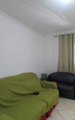 Casa à venda com 150m², 3 quartos e 2 vagas Casa à venda com 150m², 3 quartos e 2 vagasSala