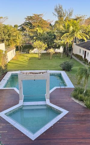 Casa de condomínio para alugar com 1030m², 5 quartos e 8 vagas Casa de condomínio para alugar com 1030m², 5 quartos e 8 vagasVista da Suíte 3