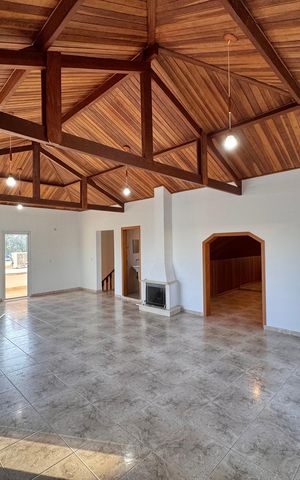 Casa de condomínio para alugar com 1030m², 5 quartos e 8 vagas Casa de condomínio para alugar com 1030m², 5 quartos e 8 vagasÁrea comum