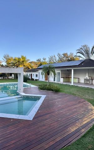 Casa de condomínio para alugar com 1030m², 5 quartos e 8 vagas Casa de condomínio para alugar com 1030m², 5 quartos e 8 vagasÁrea externa