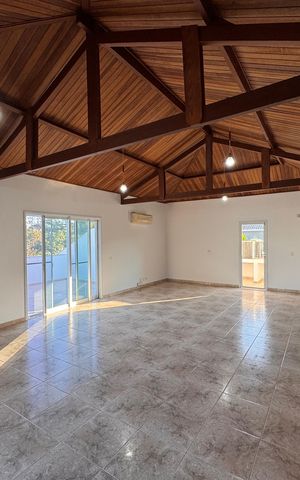Casa de condomínio para alugar com 1030m², 5 quartos e 8 vagas Casa de condomínio para alugar com 1030m², 5 quartos e 8 vagasÁrea comum